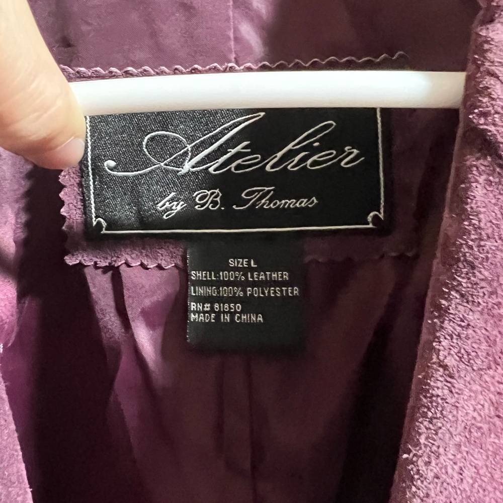 Leather - Picture 2 of 2